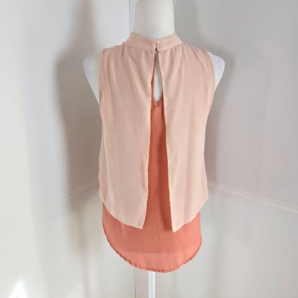 🎄 Daytrip EUC double layer sleeveless top Small Blush peach pink - Picture 3 of 15